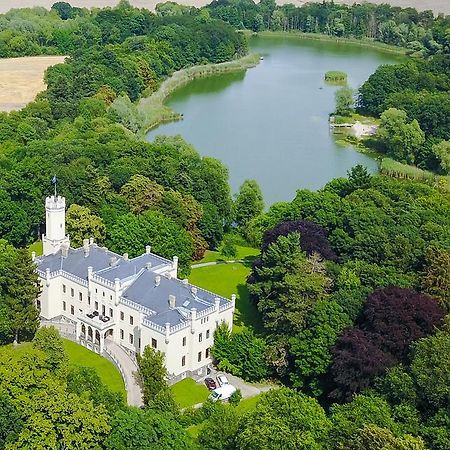 Romantik Hotel Schloss Reichenow Dış mekan fotoğraf