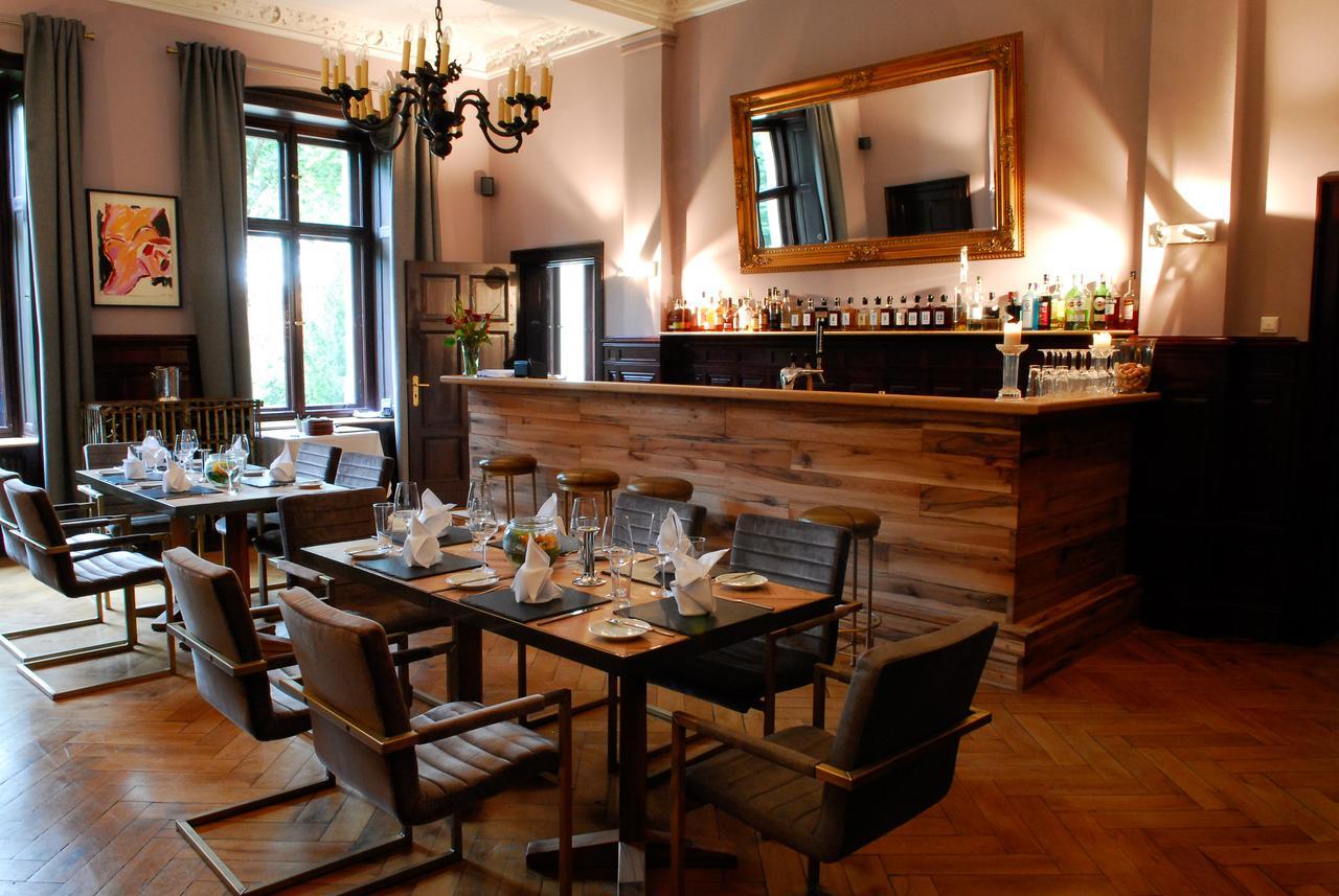 Romantik Hotel Schloss Reichenow Dış mekan fotoğraf